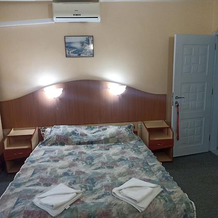 Krasi Hotel Ravda Esterno foto