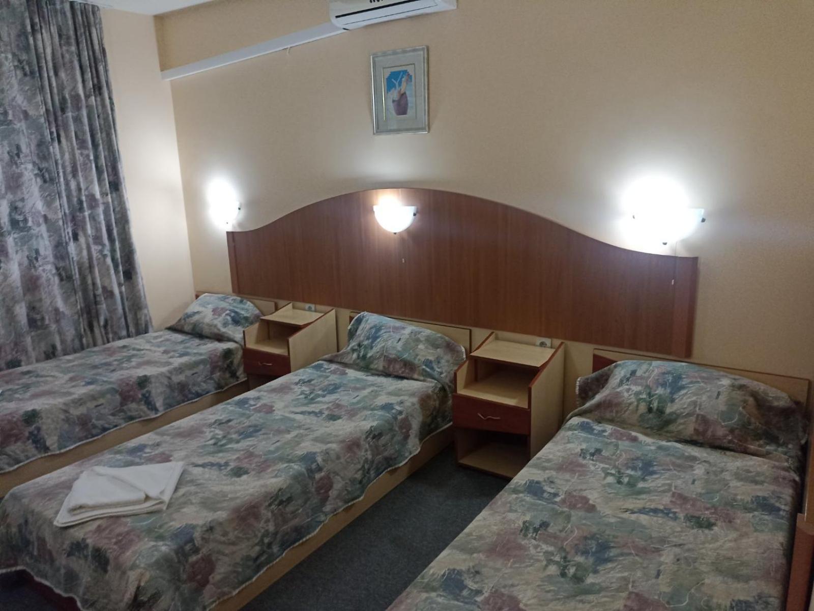 Krasi Hotel Ravda Esterno foto