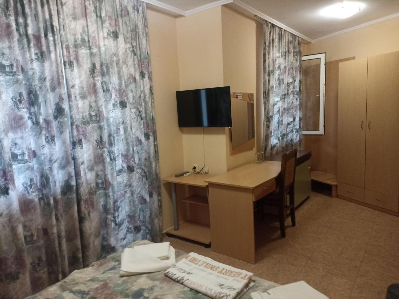 Krasi Hotel Ravda Esterno foto