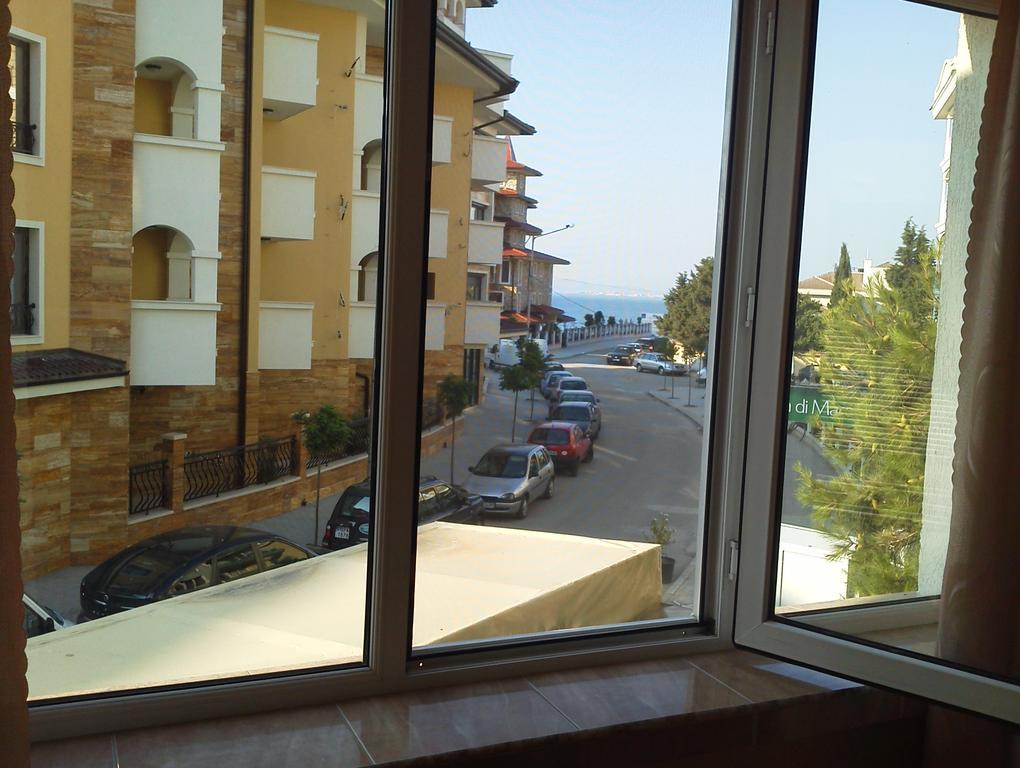 Krasi Hotel Ravda Esterno foto